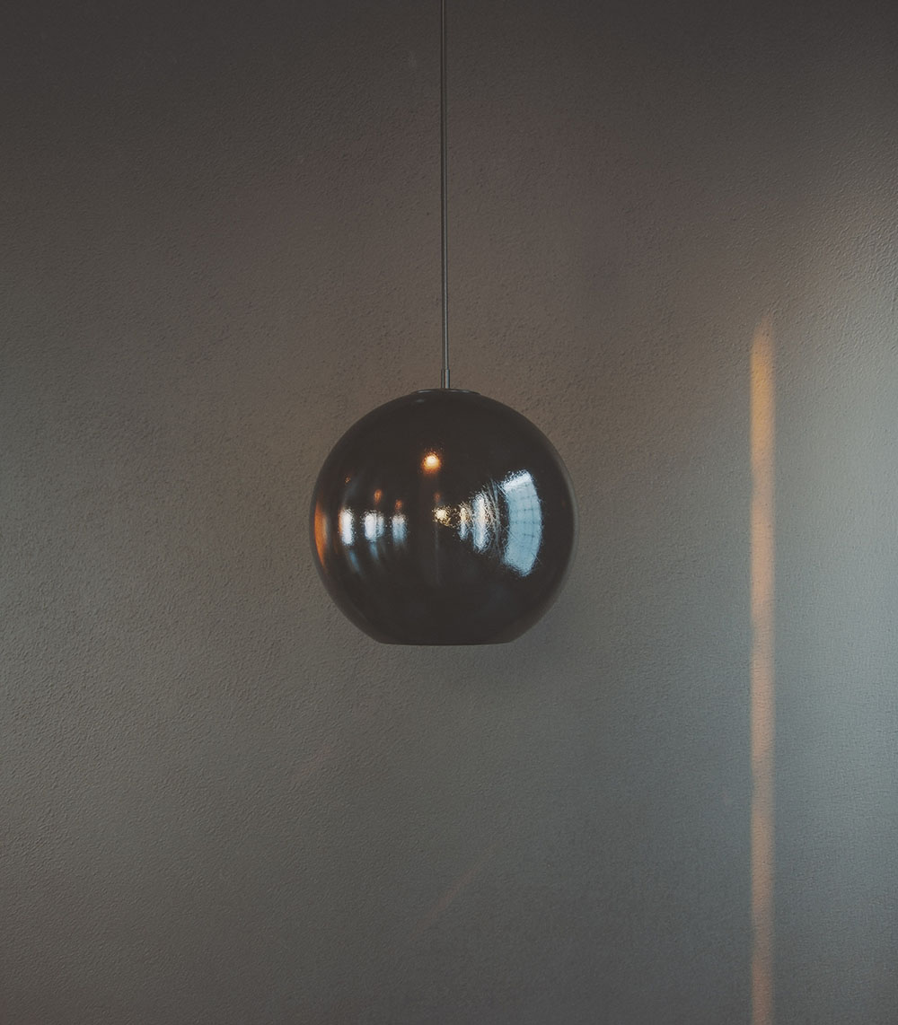 black-globe-pendant-light_kl.jpg
