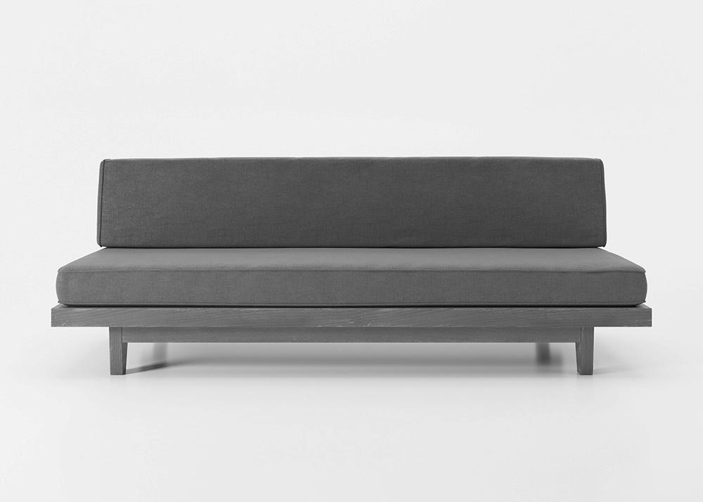 loveseat_kl.jpg